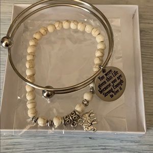 Set of two bracelets